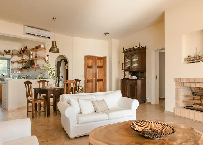 Villa Absolute By Stylish Livathos (Kefalonia)